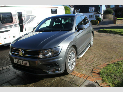 Volkswagen Tiguan  SE NAVIGATION TDI 5-Door