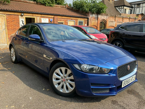 Jaguar XE  2.0d Prestige Saloon 4dr Diesel Auto Euro 6 (s/s) (163 ps)