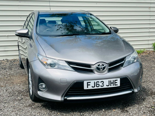 Toyota Auris  1.6 V-Matic Icon Euro 5 5dr
