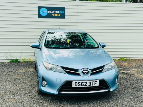 Toyota Auris  1.6 V-Matic Icon Euro 5 5dr