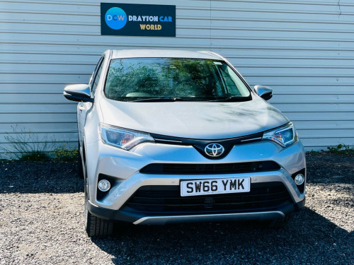 Toyota RAV4  2.0 D-4D Business Edition Euro 6 (s/s) 5dr (Safety Sense, Nav)