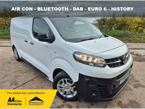 Vauxhall Vivaro  1.5 Turbo D 2700 Dynamic Panel Van 6dr Diesel Manu