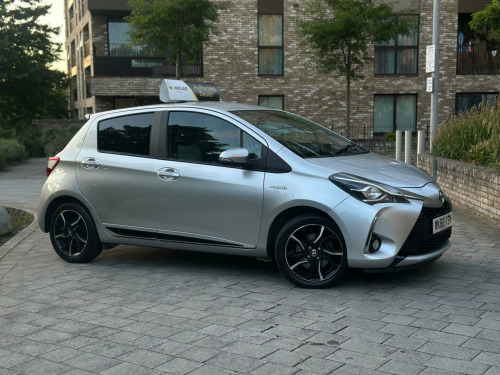 Toyota Yaris  1.5 VVT-h Design E-CVT Euro 6 (s/s) 5dr