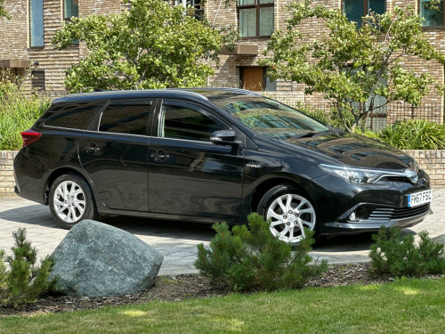 Toyota Auris  1.8 VVT-h Icon Tech Touring Sports CVT Euro 6 (s/s) 5dr