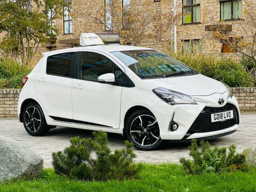 Toyota Yaris  1.5 VVT-i Design Hatchback 5dr Petrol CVT Euro 6 (111 ps)