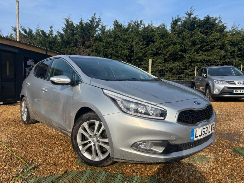 Kia ceed  1.6 CRDi EcoDynamics 3 Euro 5 (s/s) 5dr