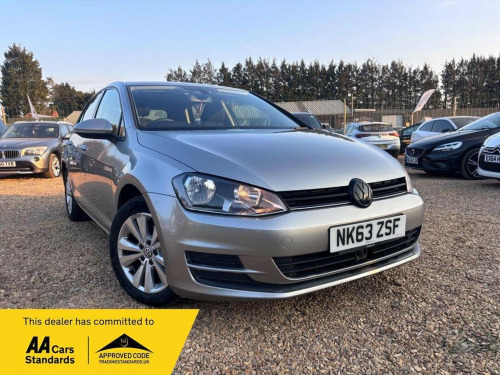 Volkswagen Golf  1.6 TDI BlueMotion Tech SE Euro 5 (s/s) 5dr