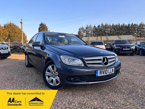 Mercedes-Benz C-Class C200 2.1 C200 CDI BlueEfficiency Executive SE Auto Euro 5 4dr