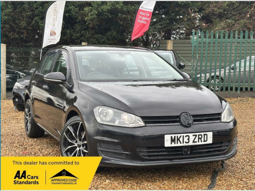 Volkswagen Golf  1.6 TDI BlueMotion Tech SE Euro 5 (s/s) 5dr 