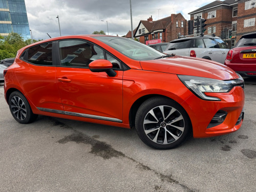 Renault Clio  ICONIC TCE 5-Door