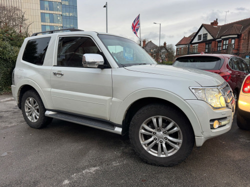Mitsubishi Shogun  3.2 DI-DC Warrior SUV 3dr Diesel Automatic 4WD L3 (216 g/km, 197 bhp)