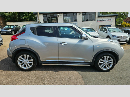 Nissan Juke TEKNA 5-Door