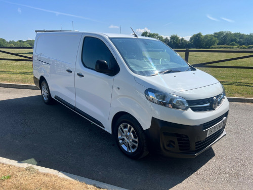 Vauxhall Vivaro  2900 1.5d 100PS Dynamic H1 Van