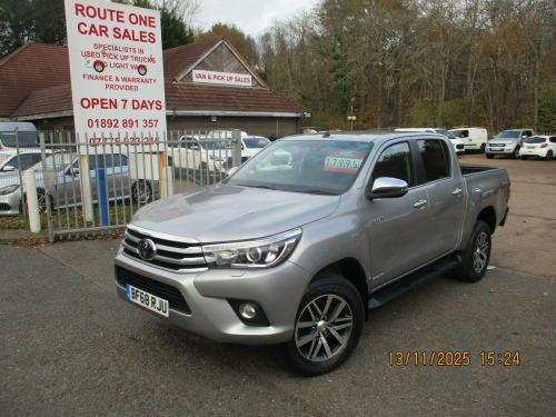 Toyota Hi-Lux  2.4 D-4D Invincible Pickup Double Cab 4dr Diesel Auto 4WD Euro 6 (s/s) (TSS