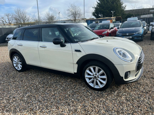 MINI Clubman  2.0 Cooper D Auto Euro 6 (s/s) 6dr