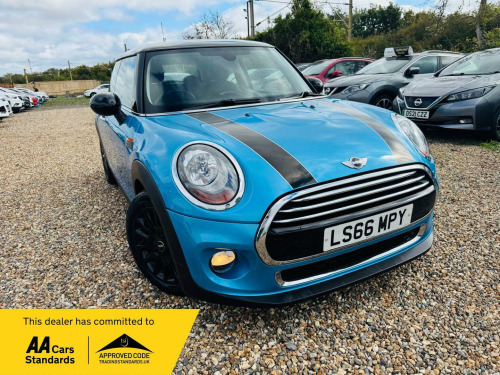 MINI Hatch  1.5 Cooper Auto Euro 6 (s/s) 3dr
