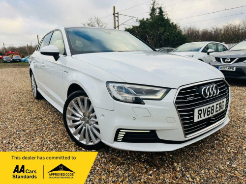 Audi A3  1.4 TFSI e-tron Sportback e-S Tronic Euro 6 5dr 8.8kWh 