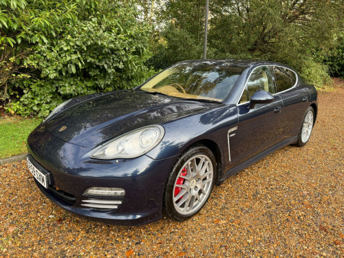 Porsche Panamera  4.8 Panamera 4s Semi-Auto 4WD 5dr