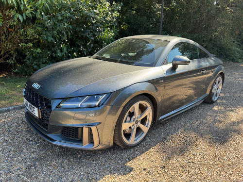 Audi TT  2.0 TT S Line 45 TFSI Semi-Auto 3dr