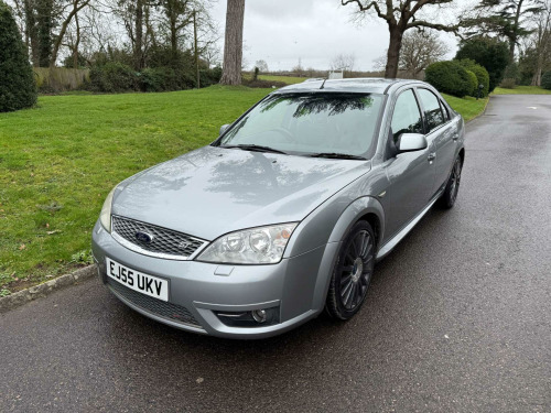 Ford Mondeo  3.0 Mondeo ST220 5dr 