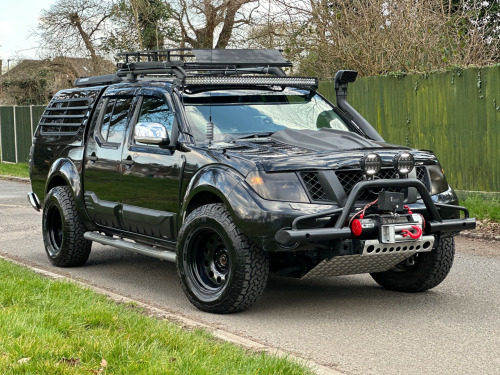 Nissan Navara  DCI TEKNA 4X4 SHR DCB