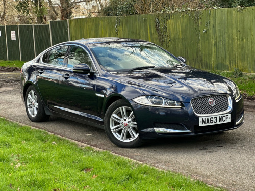 Jaguar XF  2.2d Luxury Saloon 4dr Diesel Auto Euro 5 (s/s) (200 ps) 
