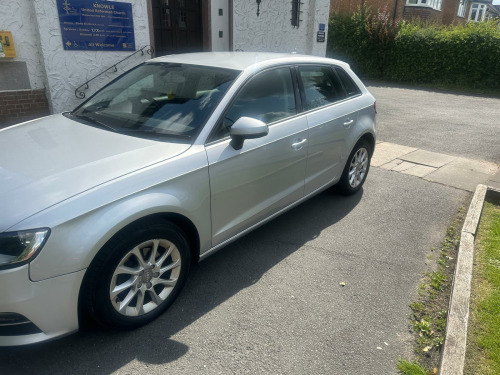 Audi A3  1.6 TDI SE Sportback Euro 5 (s/s) 5dr