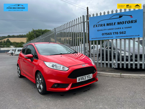 Ford Fiesta  1.6T EcoBoost ST-1 Hatchback 3dr Petrol Manual Euro 5 (182 ps)