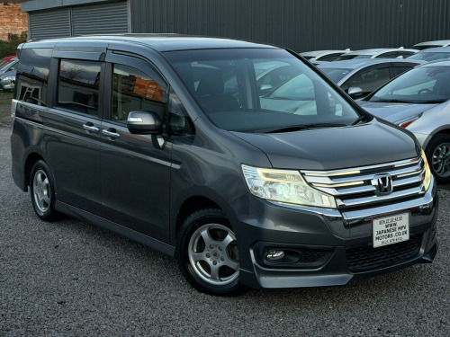 Honda Stepwagon  HONDA STEPWAGON SPADA Z 2.0i AUTO PETROL FACELIFT MODEL 8 SEATER MPV