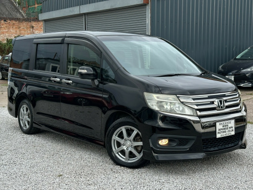 Honda Stepwagon  (63) SPADA RK5 2L PETROL AUTOMATIC BLACK FACELIFT 8 SEATER MPV HALF LEATHER