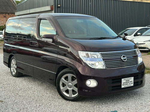 Nissan Elgrand  E51 HIGHWAY STAR 2/4WD 360 Camera 3.5L Petrol Auto MPV 8 Seater Red Leather 