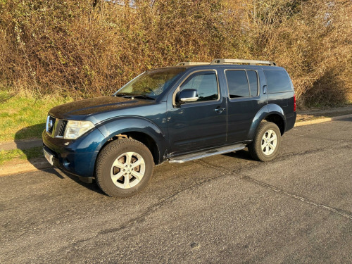 Nissan Pathfinder  2.5 dCi Tekna 5dr