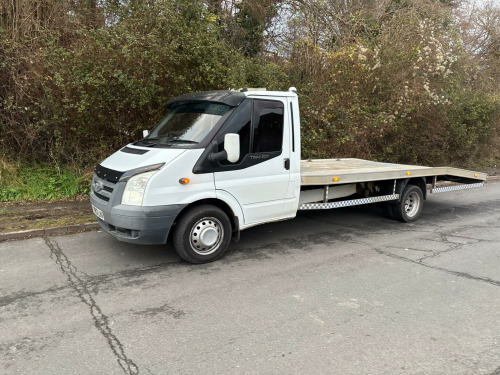 Ford Transit  2.2 TDCi 350 RWD L4 2dr (DRW)