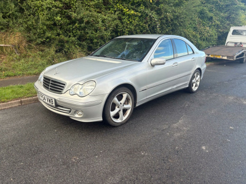 Mercedes-Benz C-Class C180 Kompressor 1.8 C180 Kompressor Avantgarde SE 4dr