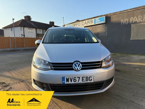 Volkswagen Sharan  2.0 TDI SE Nav MPV 5dr Diesel DSG Euro 6 (s/s) (150 ps)