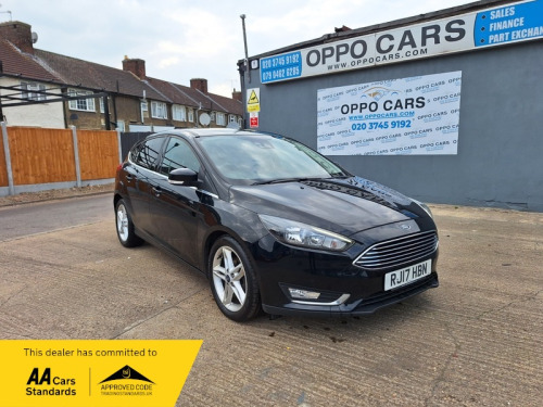 Ford Focus  1.0T EcoBoost Titanium Hatchback 5dr Petrol Manual Euro 6 (s/s) (125 ps)