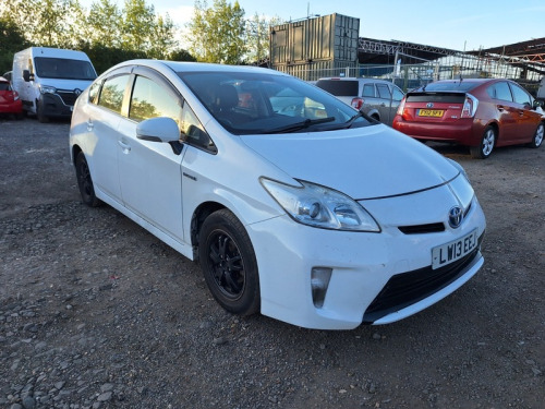 Toyota Prius  1.5 Saloon 4dr Petrol Hybrid CVT (120 g/km, 70 bhp)
