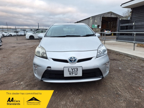Toyota Prius  1.8 VVT-h T3 Hatchback 5dr Petrol Hybrid CVT Euro 5 (s/s) (136 ps)