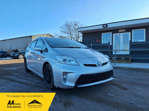 Toyota Prius  1.5 Saloon 4dr Petrol Hybrid CVT (120 g/km, 70 bhp) 