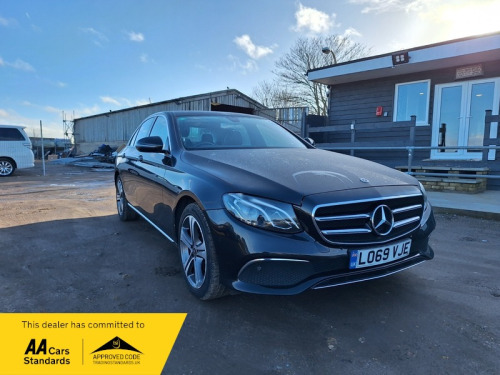 Mercedes-Benz E-Class  2.0 E220d SE Saloon 4dr Diesel G-Tronic+ Euro 6 (s/s) (194 ps) 