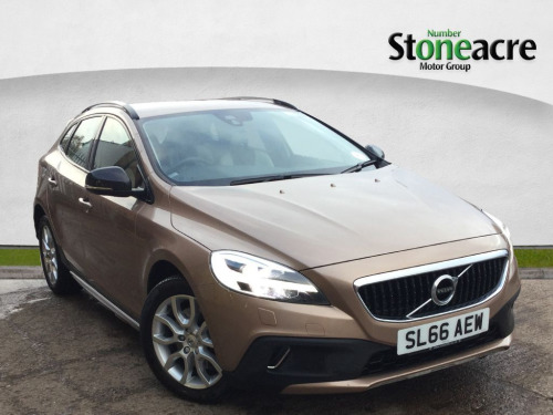 Volvo V40  1.5 T3 Pro Cross Country 5dr Petrol Auto (s/s) (152 ps)