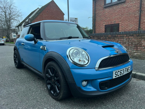 MINI Hatch  1.6 Cooper S Bayswater Euro 5 (s/s) 3dr 