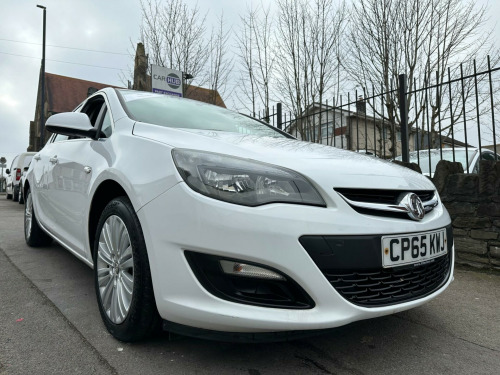 Vauxhall Astra  1.6i Excite Euro 6 5dr