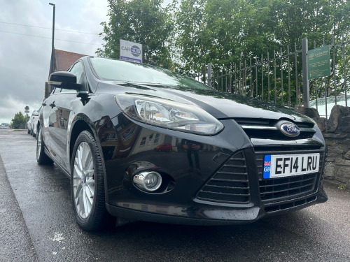 Ford Focus ZETEC 5-Door