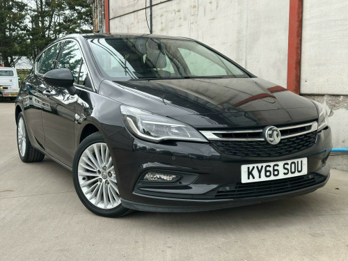Vauxhall Astra  1.6 CDTi BlueInjection Elite Nav Euro 6 (s/s) 5dr