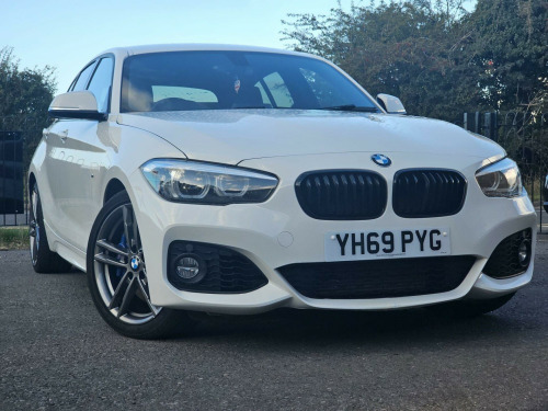 BMW 1 Series  1.5 118i GPF M Sport Shadow Edition Hatchback 5dr Petrol Manual Euro 6 (s/s