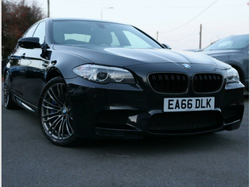 BMW M5  4.4 V8 DCT Euro 6 (s/s) 4dr 