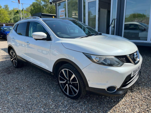 Nissan Qashqai  1.5 dCi Tekna 2WD Euro 5 (s/s) 5dr