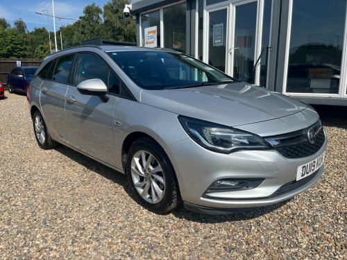 Vauxhall Astra  1.6 CDTi ecoTEC BlueInjection Tech Line Nav Sports Tourer Euro 6 (s/s) 5dr
