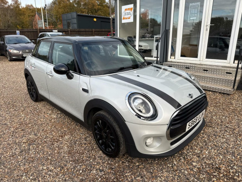 MINI Hatch  1.5 Cooper Euro 6 (s/s) 5dr